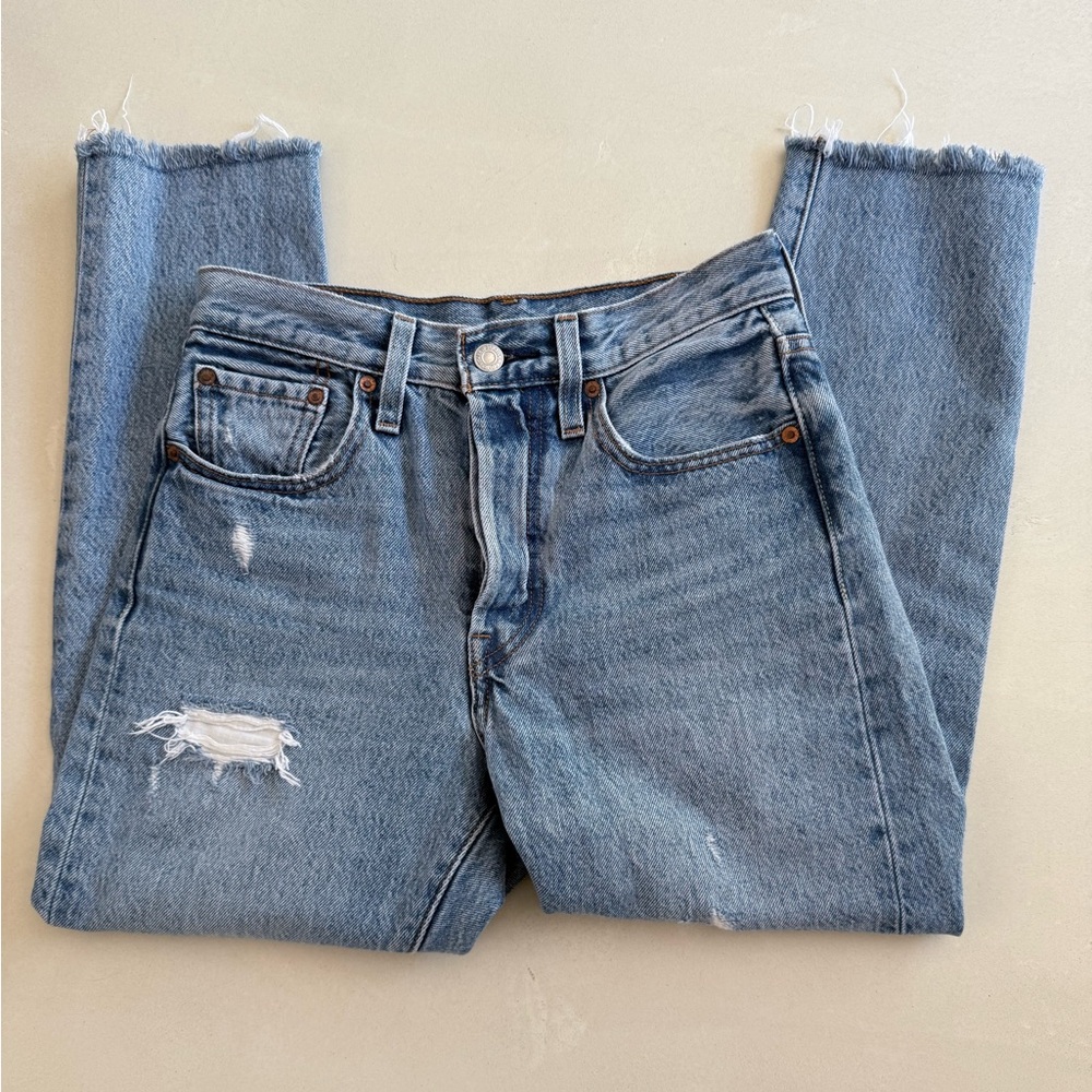 Levi’s 501 High Rise Distressed Straight Leg Jeans 24